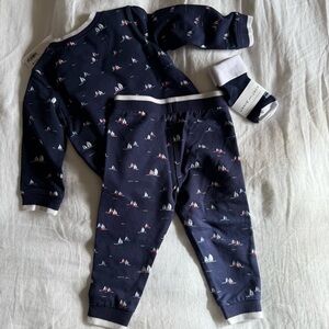 NWT Janie and Jack 18-24 mo sweatsuit set and socks